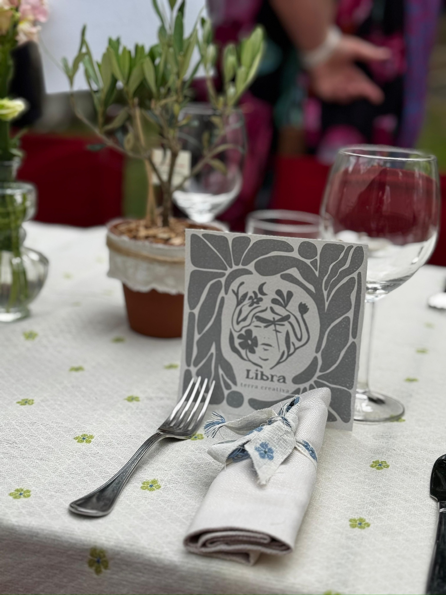 Mise en place con menu Libra